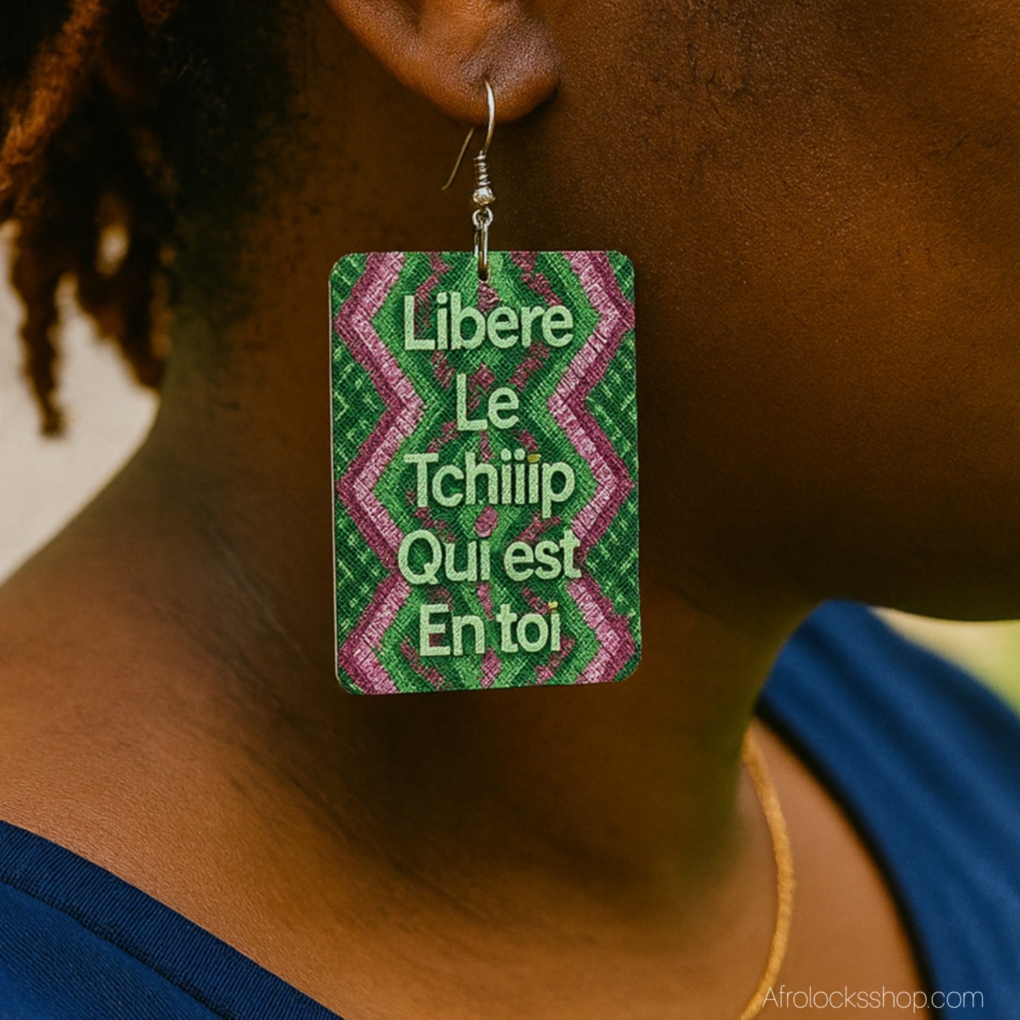 Boucles d’oreilles – “Libère le Tchiiip” 💚 – design AfroLocksShop – légères 6×5 cm