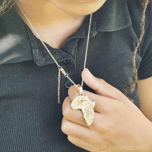 collier pendentif afrique acier inoxydable dore gravure oeil d'horus