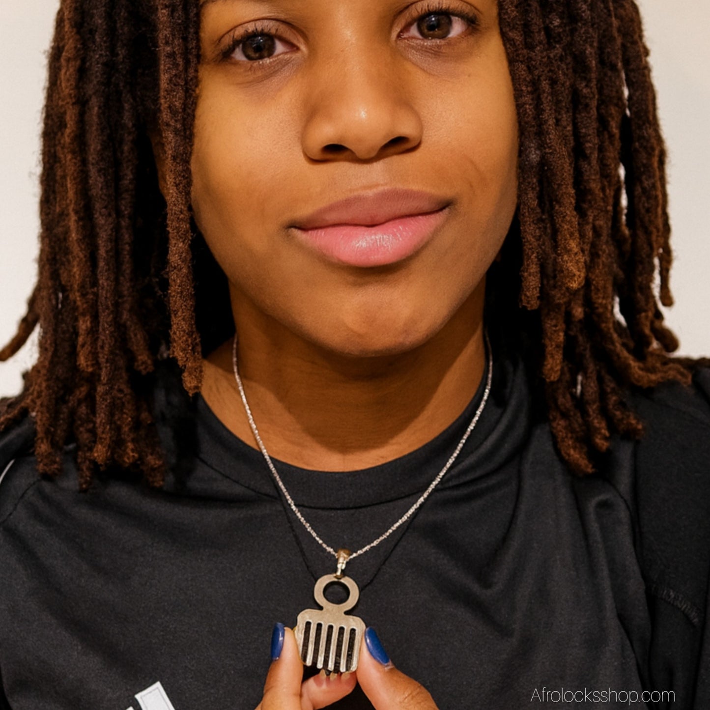 Collier Adinkra DUAFE – Acier inoxydable 316L – Or ou Argent – Chaîne 50 cm