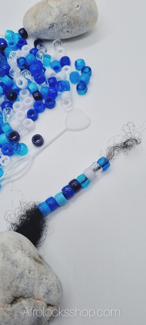 Lot bleu et blanc de centaines de perles-SQ6808625