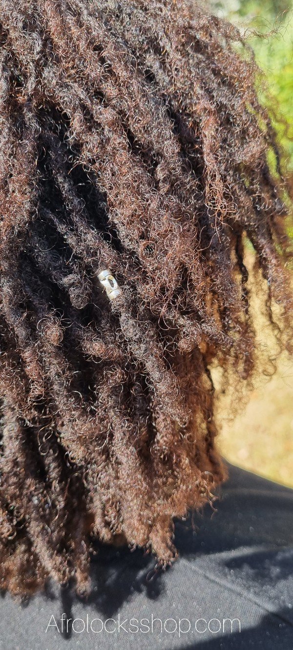 50 petites perles en métal de qualité pour bijoux et coiffures