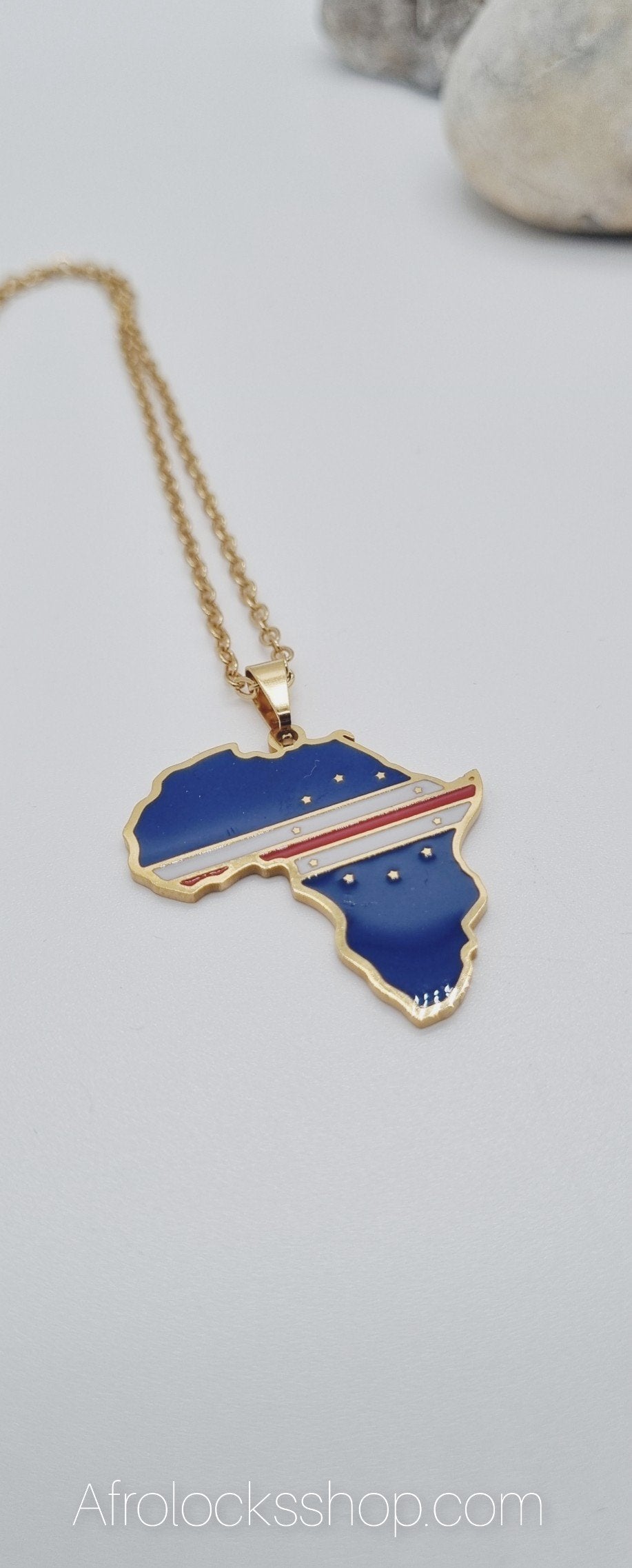 Chaîne et pendentif plaqué or 18 K Cap Vert