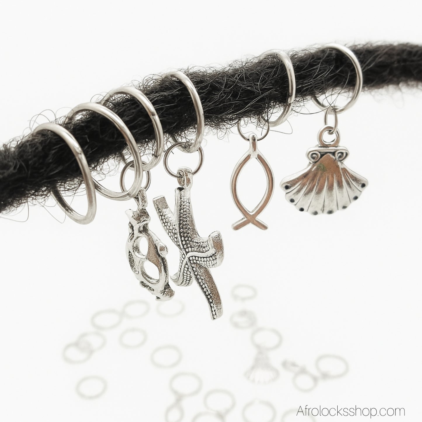 Lot 50 bijoux de cheveux métal – thème mer 🌊 (coquillages, étoiles, tortues, poissons) – Ø 10 mm ajustables