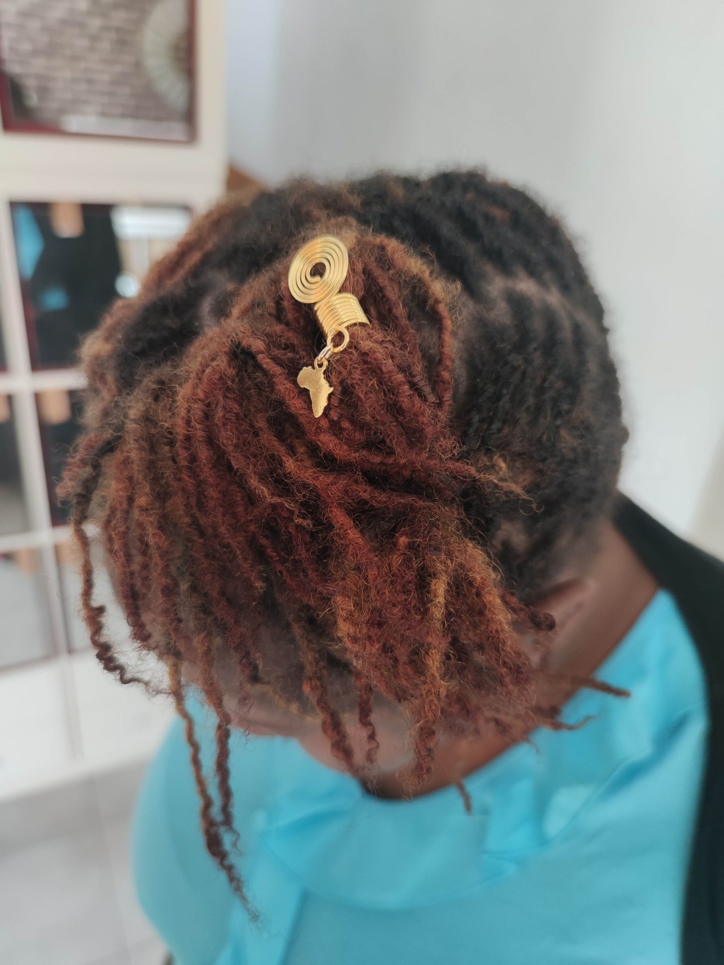 Spirale décoration carte Afrique dreadlocks tresses