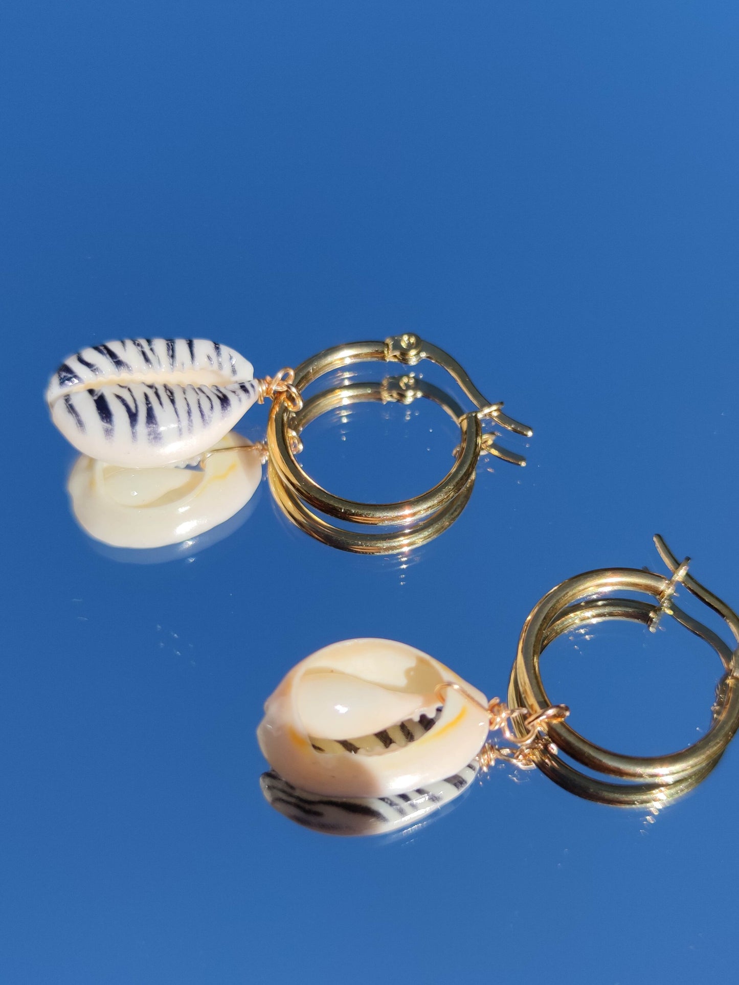 Boucles d'oreilles cauris zèbre - tropicales boho ethniques romantiques style africain