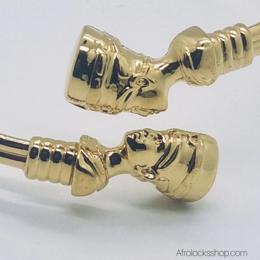 ✨ Les bijoux et parures emblématiques de Néfertiti : élégance intemporelle de l’Égypte antique ✨