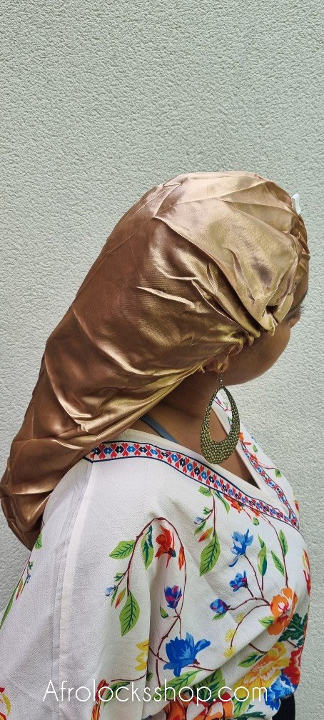 Est-ce qu’il existe plusieurs types / qualités de satin ?