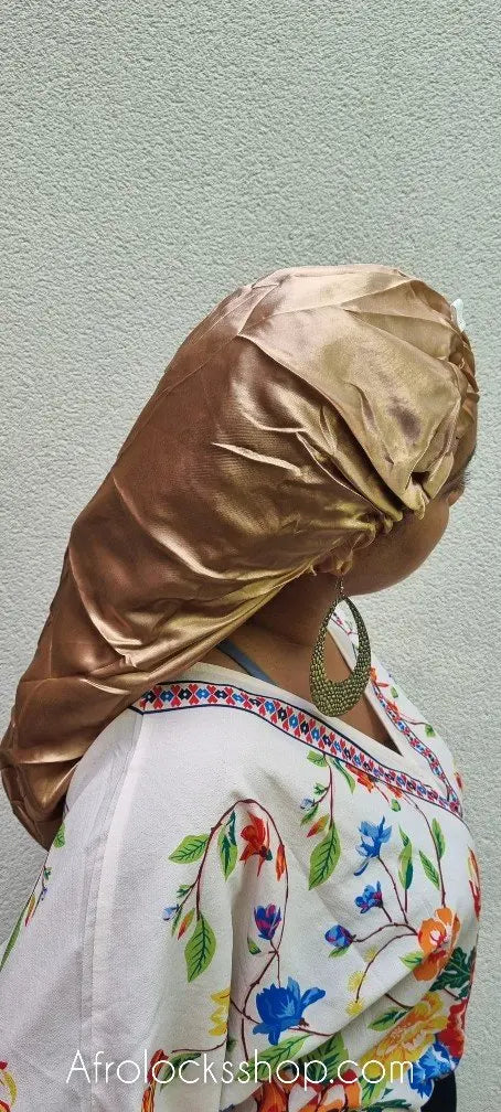 Est-ce qu’il existe plusieurs types / qualités de satin ?