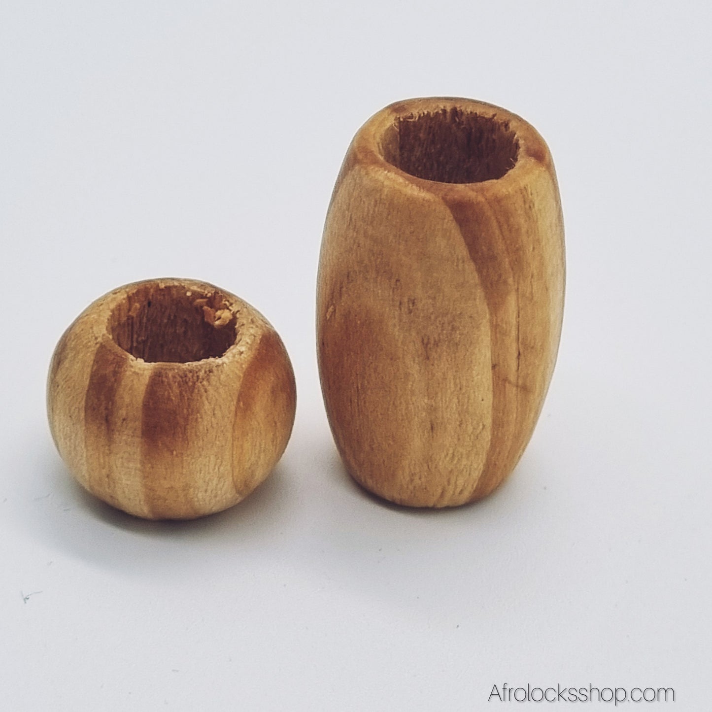 Lot de 100 perles en bois – trou 10 mm – rondes Ø1,5 cm & ovales 3 cm – spécial locks, tresses et DIY