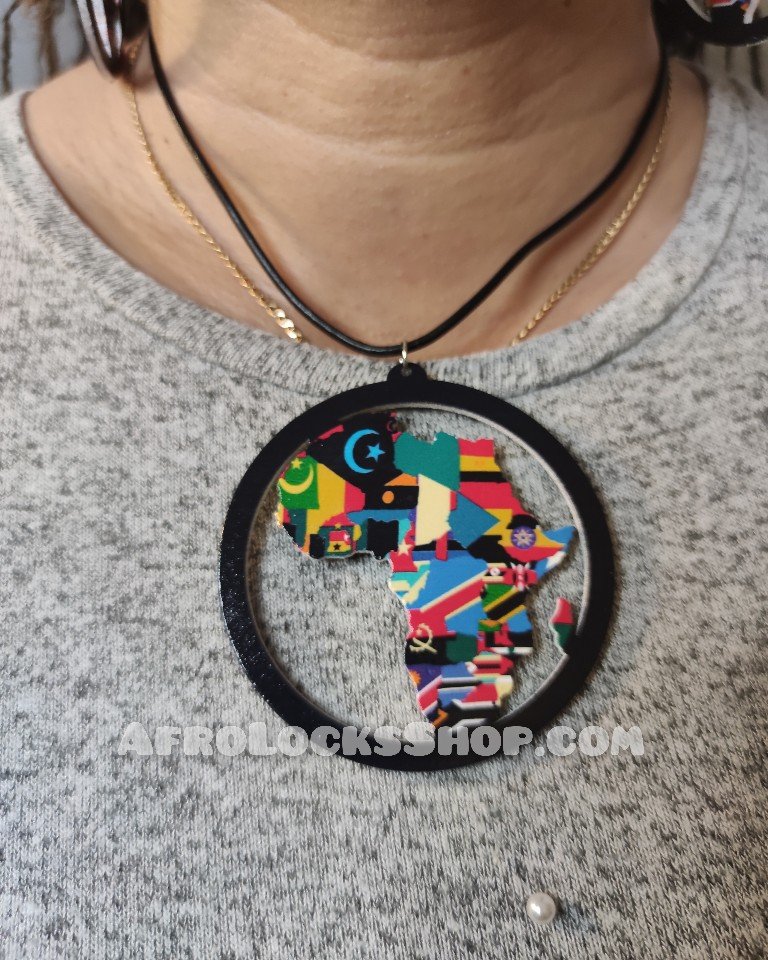 Ensemble boucles d'oreilles et collier carte africaine