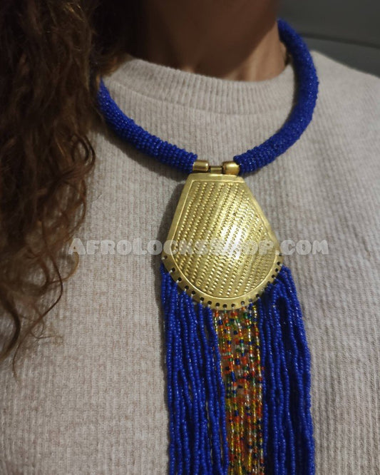 Collier tribal africain