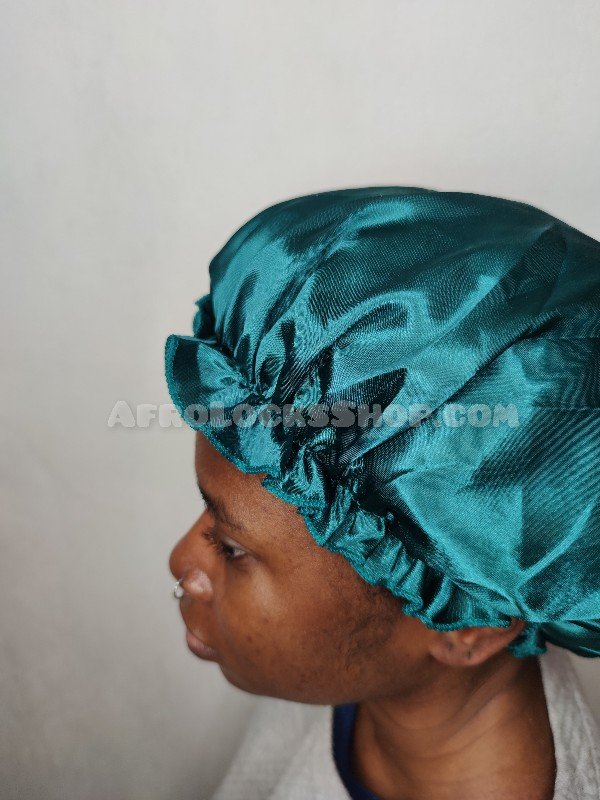 Petit bonnet en satin 3 coloris au choix-SQ4670434