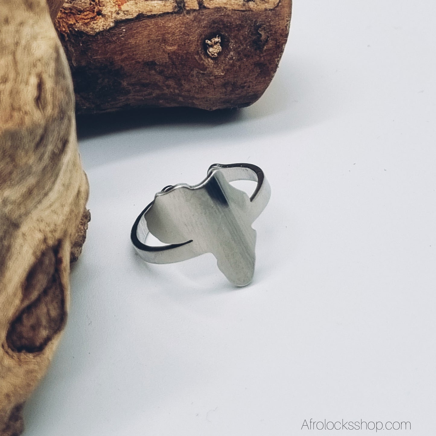 Bague Afrique ajustable 🌍 — acier inoxydable 316L (doré contour ou argent carte)