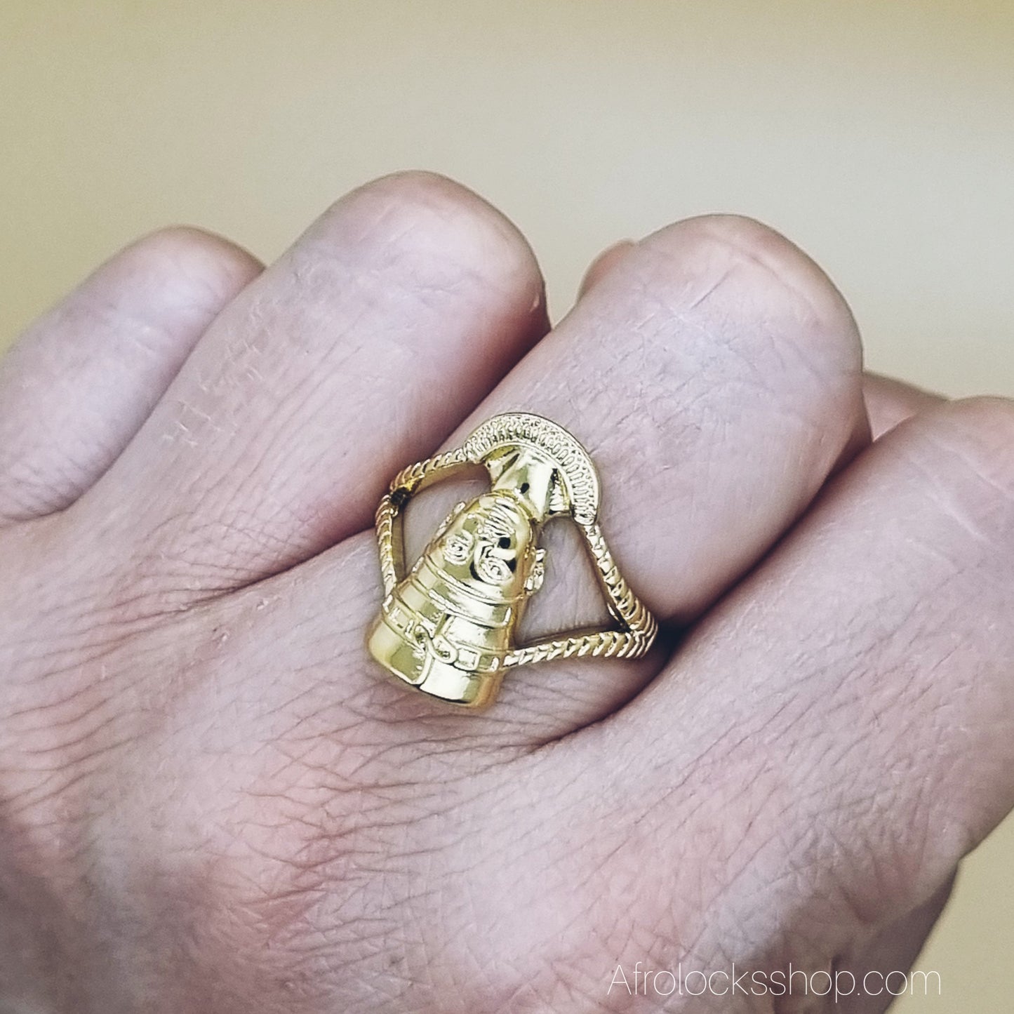 Bague “Reine d’Afrique” 316L doré ✨ – unisexe, hypoallergénique
