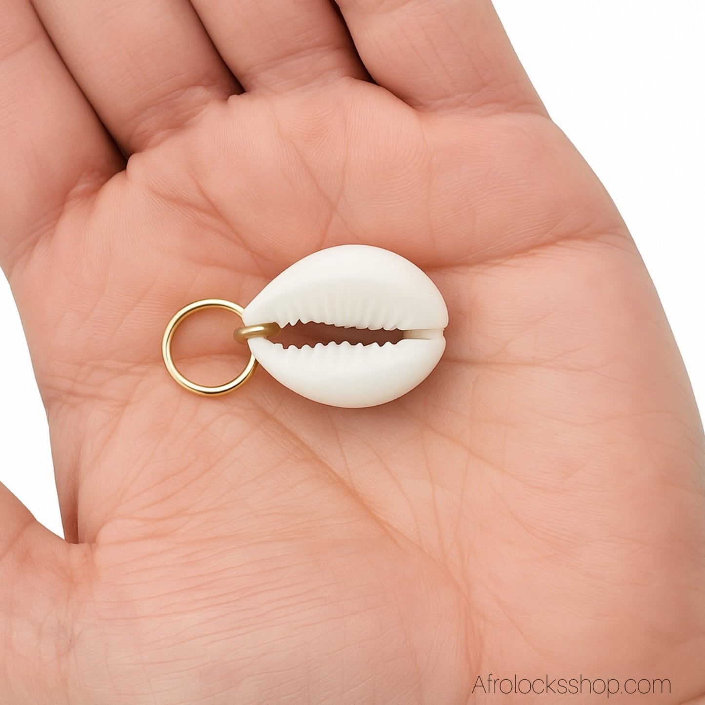 Bijoux cauris XL sur anneaux dorés – lot de 5 pour locks & tresses