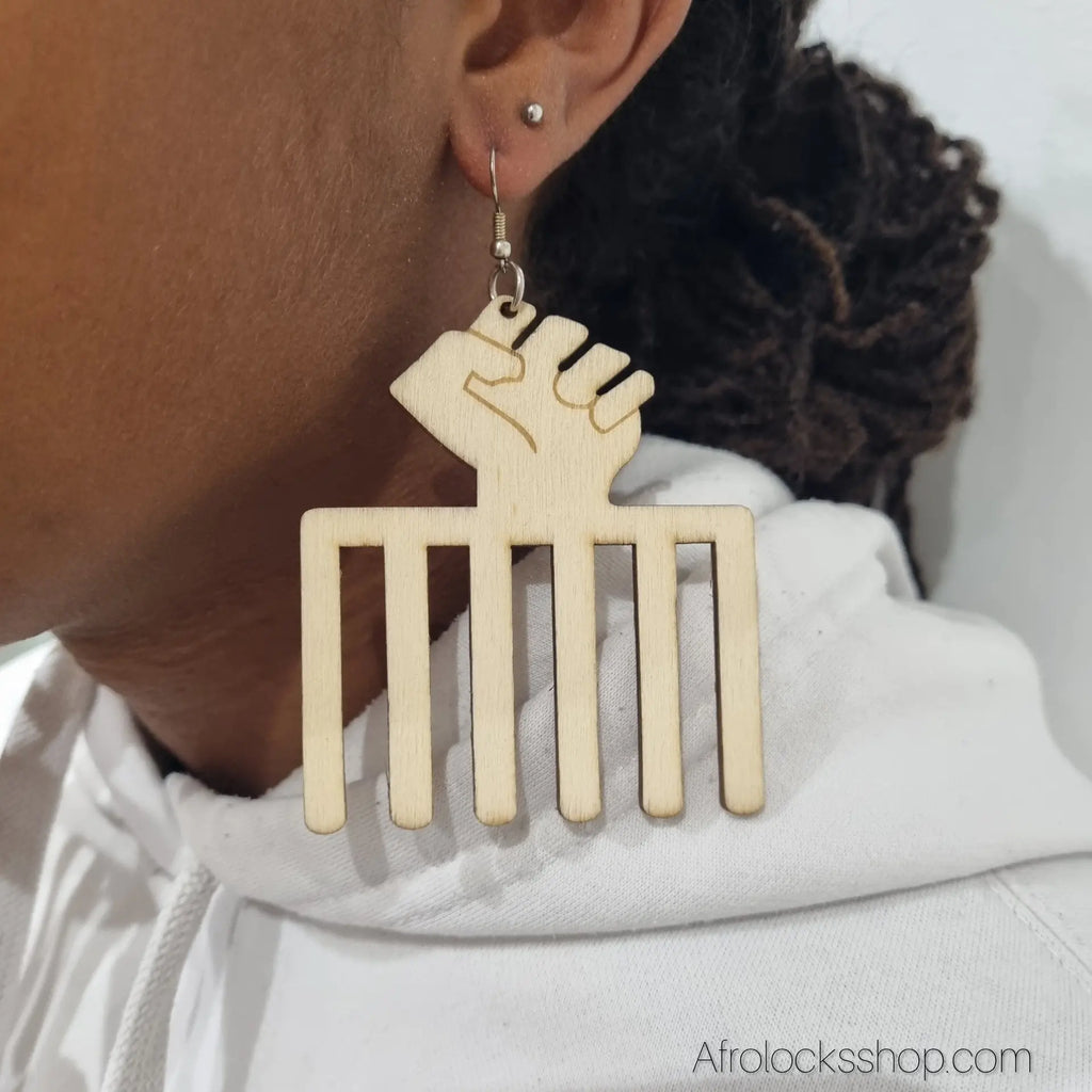 Boucles-poing-serre-bois-brut-001 - Afro Locks Shop