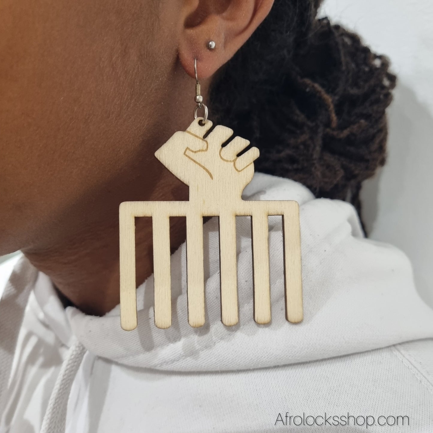 Boucles d’oreilles “Peigne Afro ✊” en bois – 7 cm, ultra-légères
