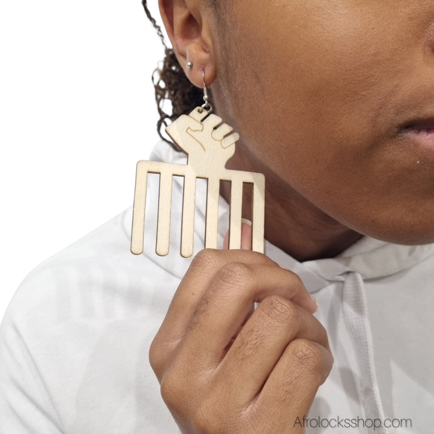 Boucles d’oreilles “Peigne Afro ✊” en bois – 7 cm, ultra-légères