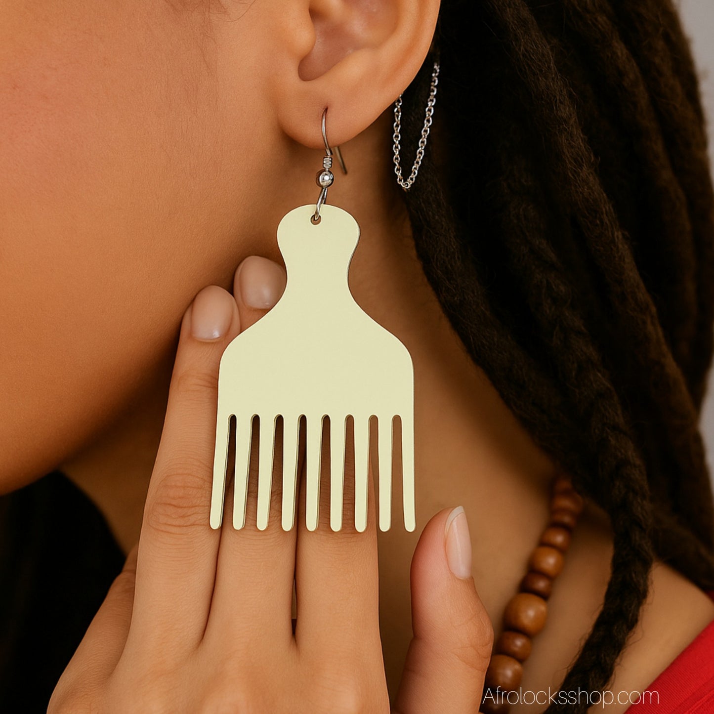 Boucles d’oreilles peigne afro – acrylique miroir or 4×7 cm – fin de série