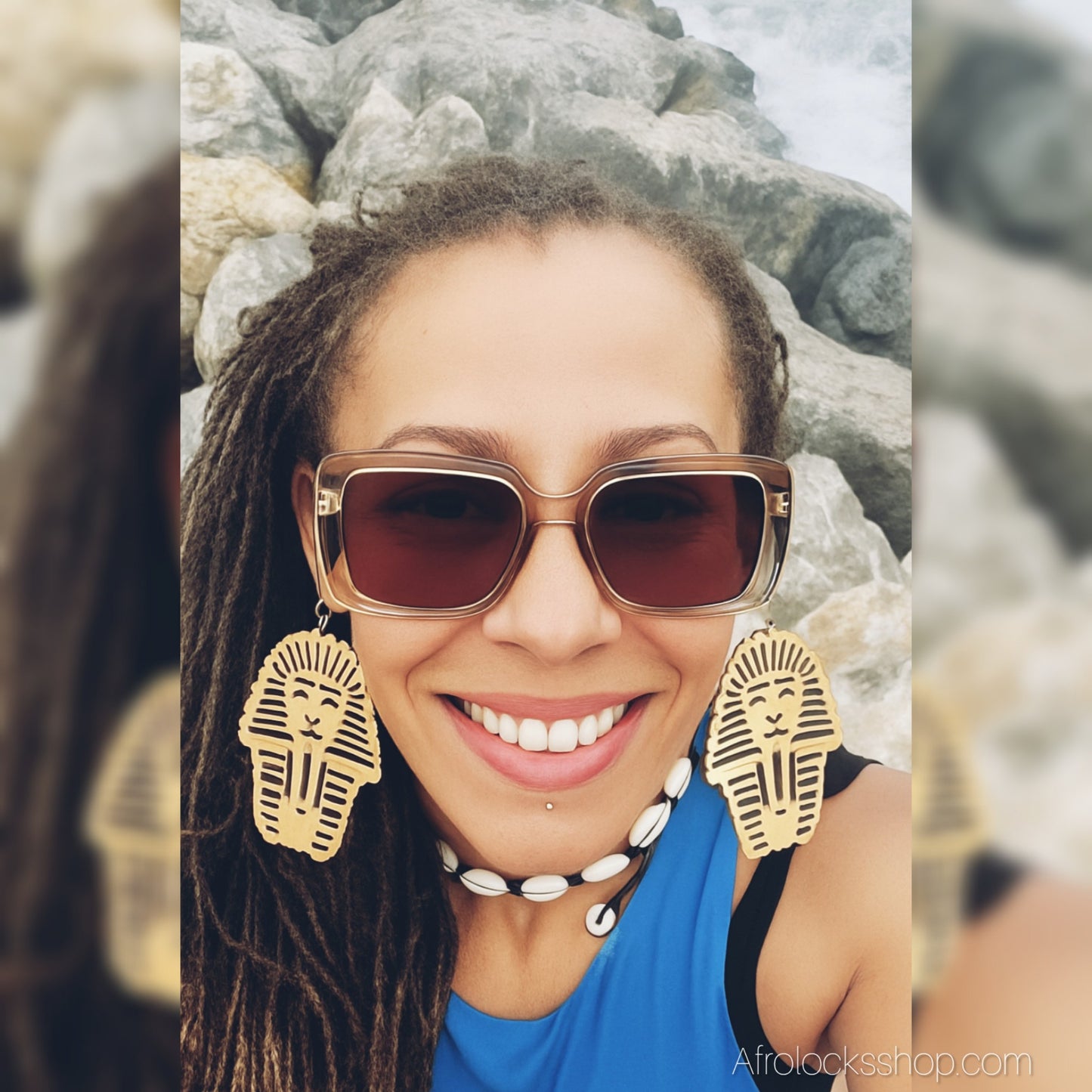 Boucles d’oreilles Pharaon – Bois léger 8 cm, métal argenté