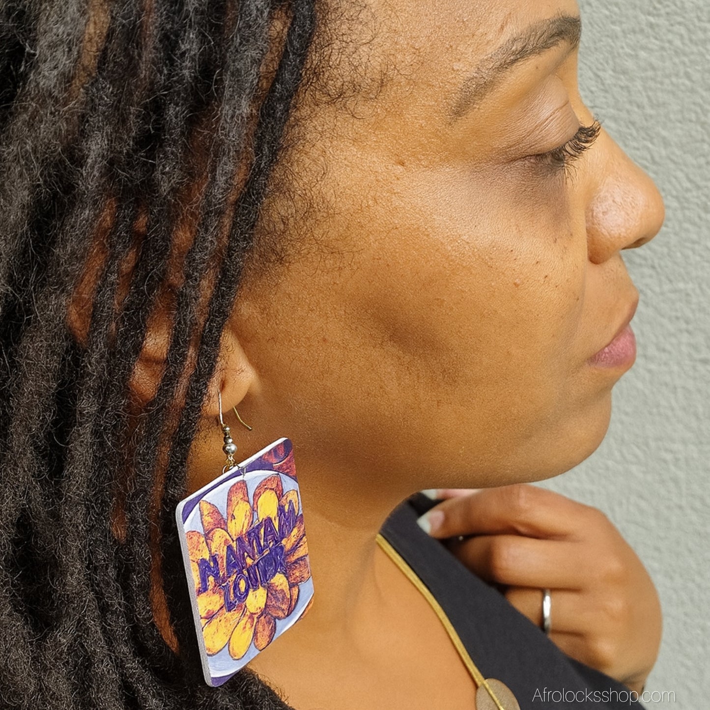 Boucles d’oreilles « Plantain Lover » – grand format 5×6 cm (bois & métal)