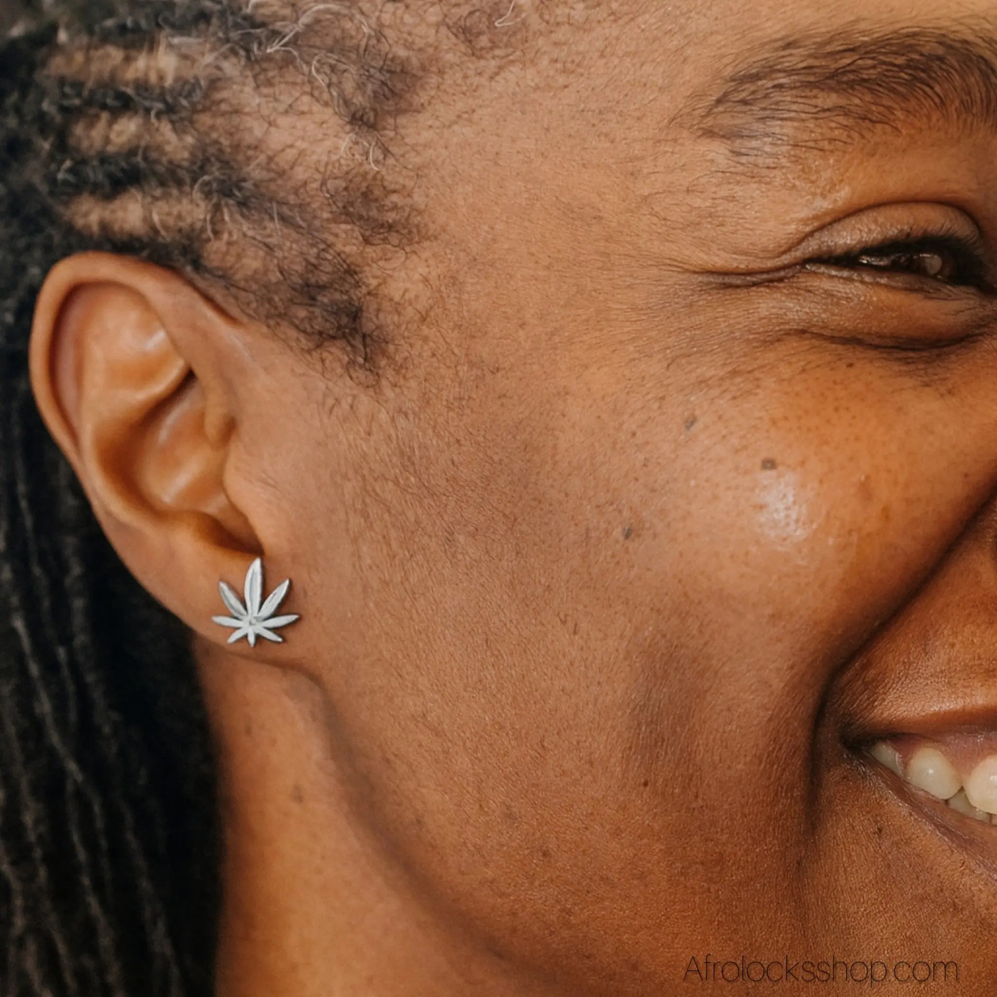 Bouclesd_oreillespucesfeuilledoreargente5 - Afro Locks Shop