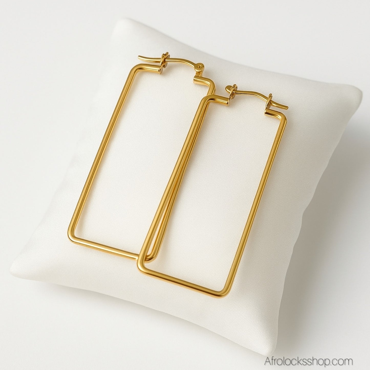 Boucles d’oreilles rectangles 7 cm – Acier inoxydable doré ✨