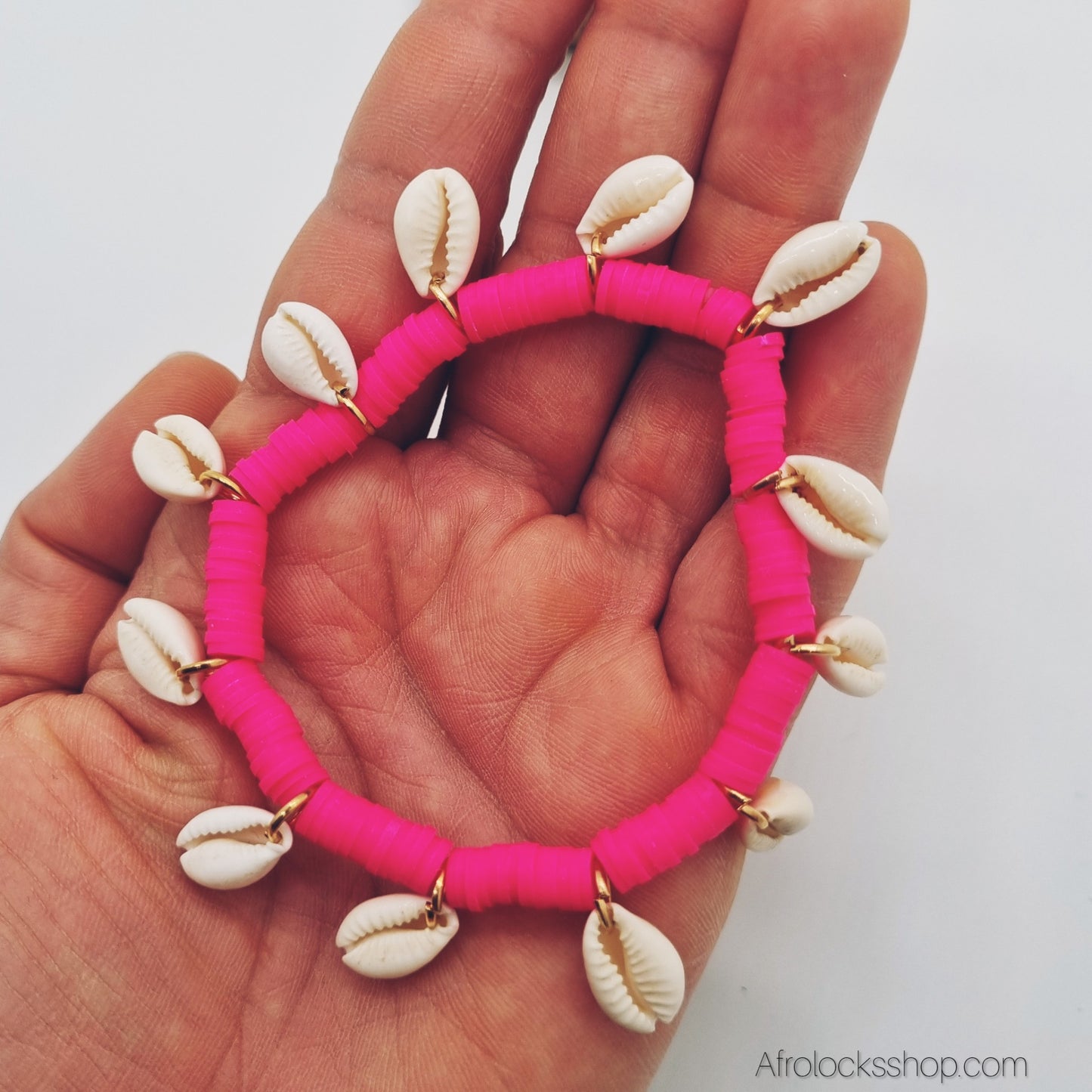 Bracelet cauris élastique – poignet & cheville – 3 coloris (rose, jaune, blanc)