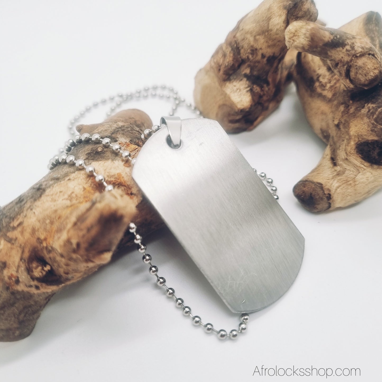 Pendentif Afrique 🌍 – plaque militaire en acier inoxydable 316L (chaîne à billes incluse)