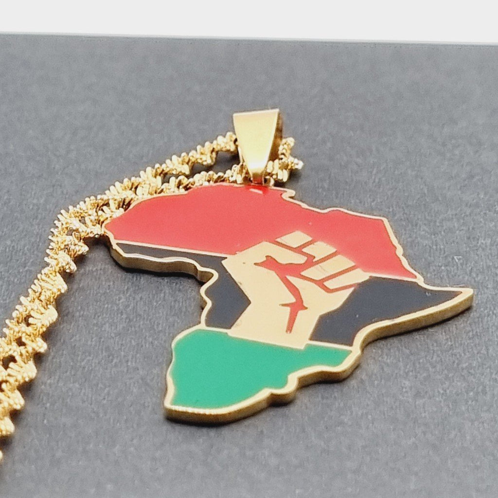 Pendentif rouge vert noir Afrique