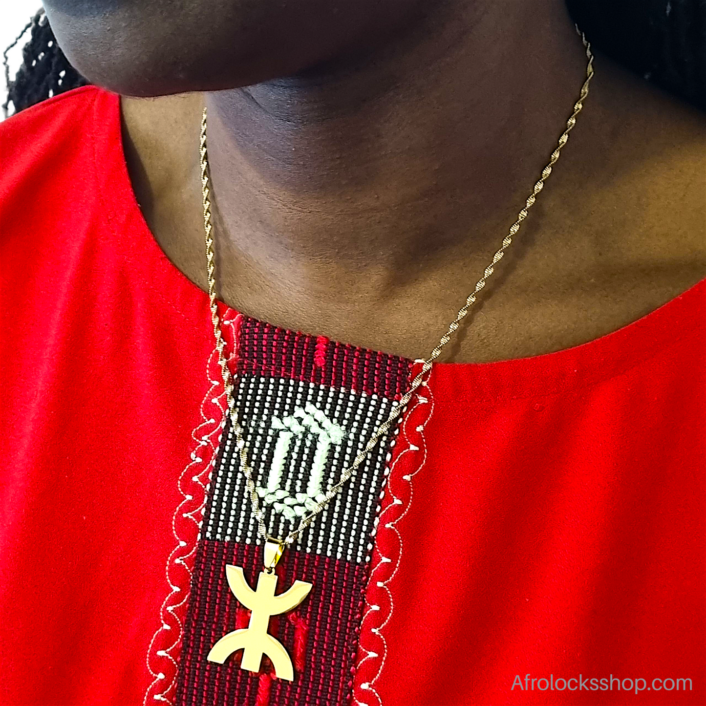 Collier Yaz – symbole Berbere de liberté – acier inoxydable doré, chaîne torsadée 50 cm