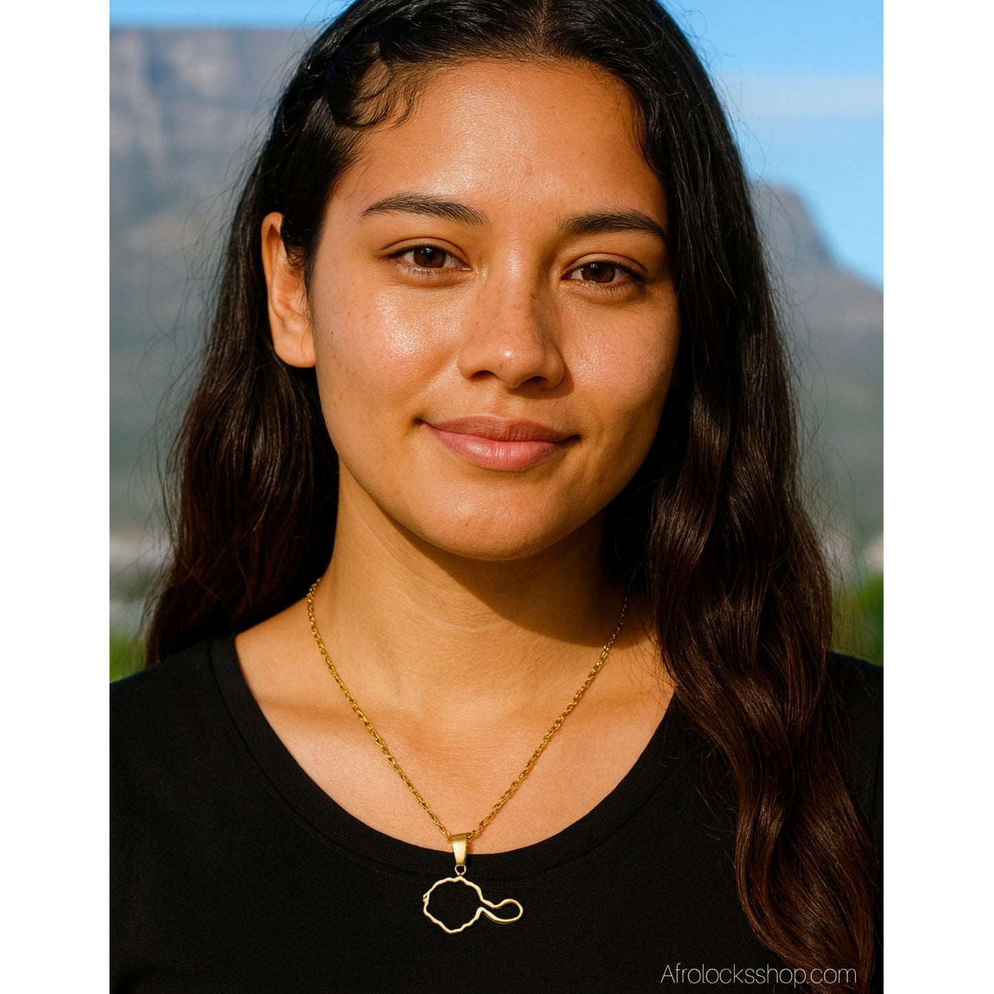 Collier Carte de Tahiti – Acier inoxydable 316L (Doré ou Argenté) – Chaîne 50 cm