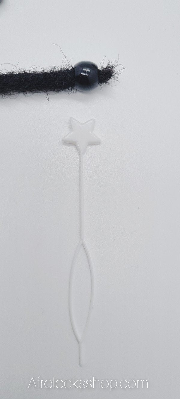 Perles noires en plastique