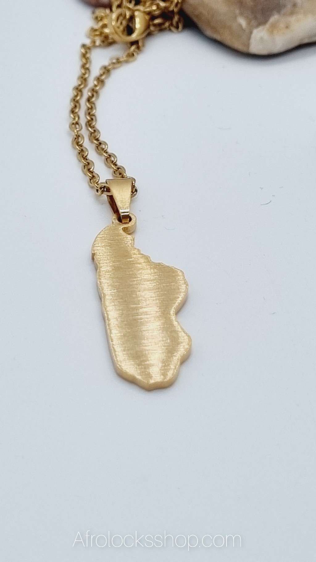 Chaîne et pendentif Madagascar