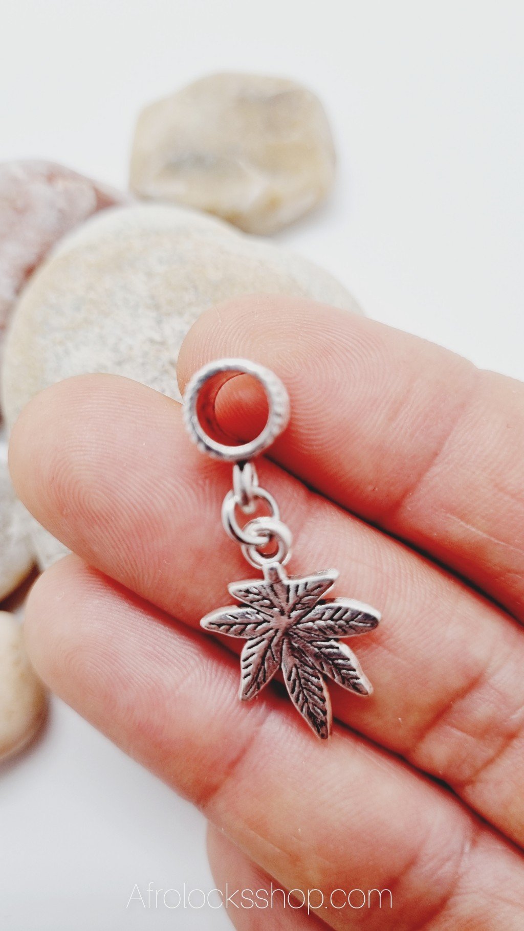 Bague cheveux rasta feuille de cannabis