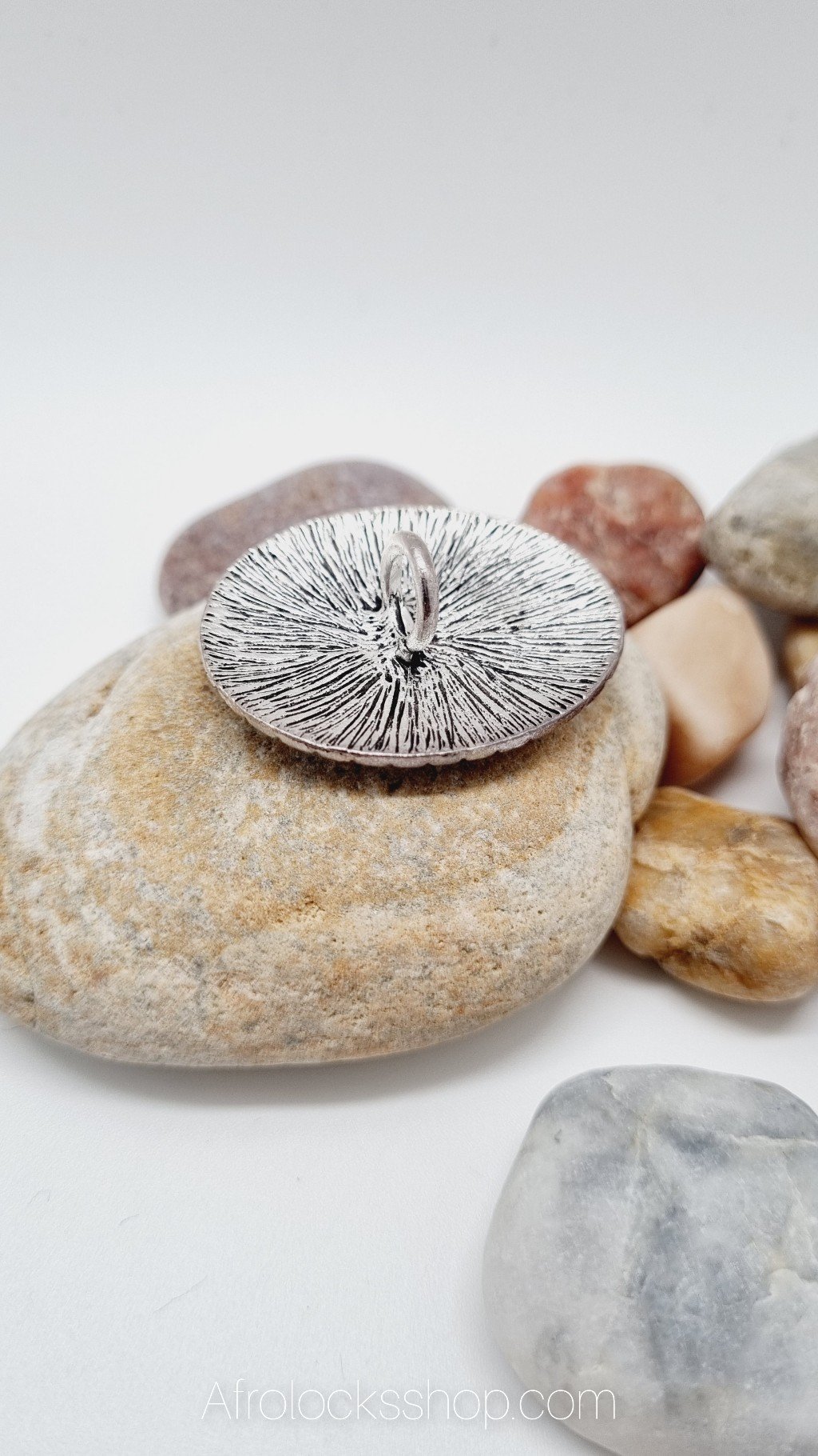 Médaillon pour petites locks et tresses