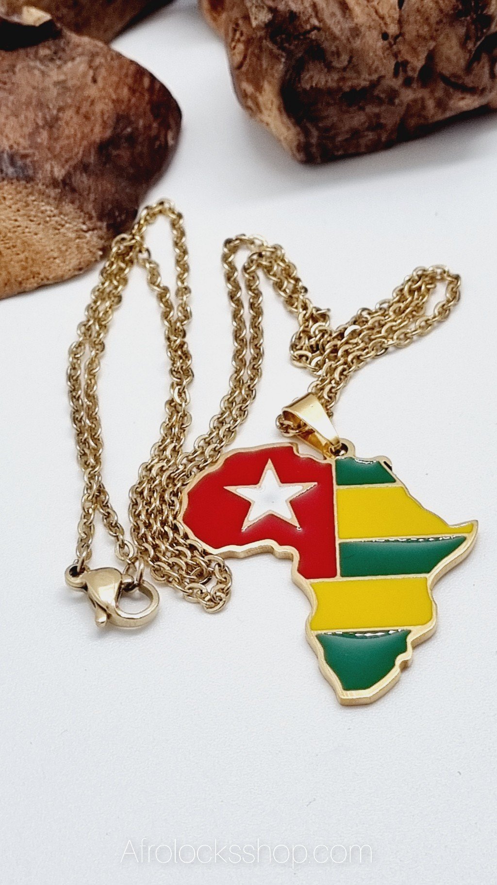 Chaîne et pendentif plaqué or Togo Afrique