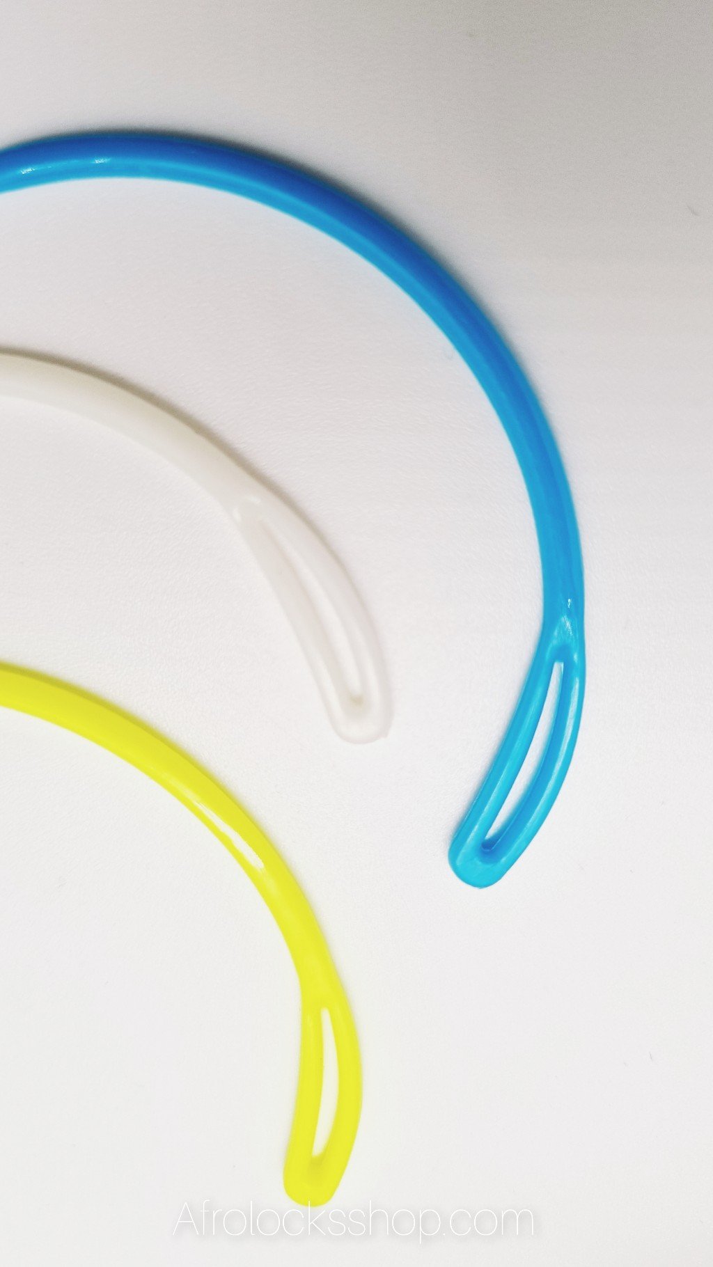 Crochet microlocks aiguille gros trou