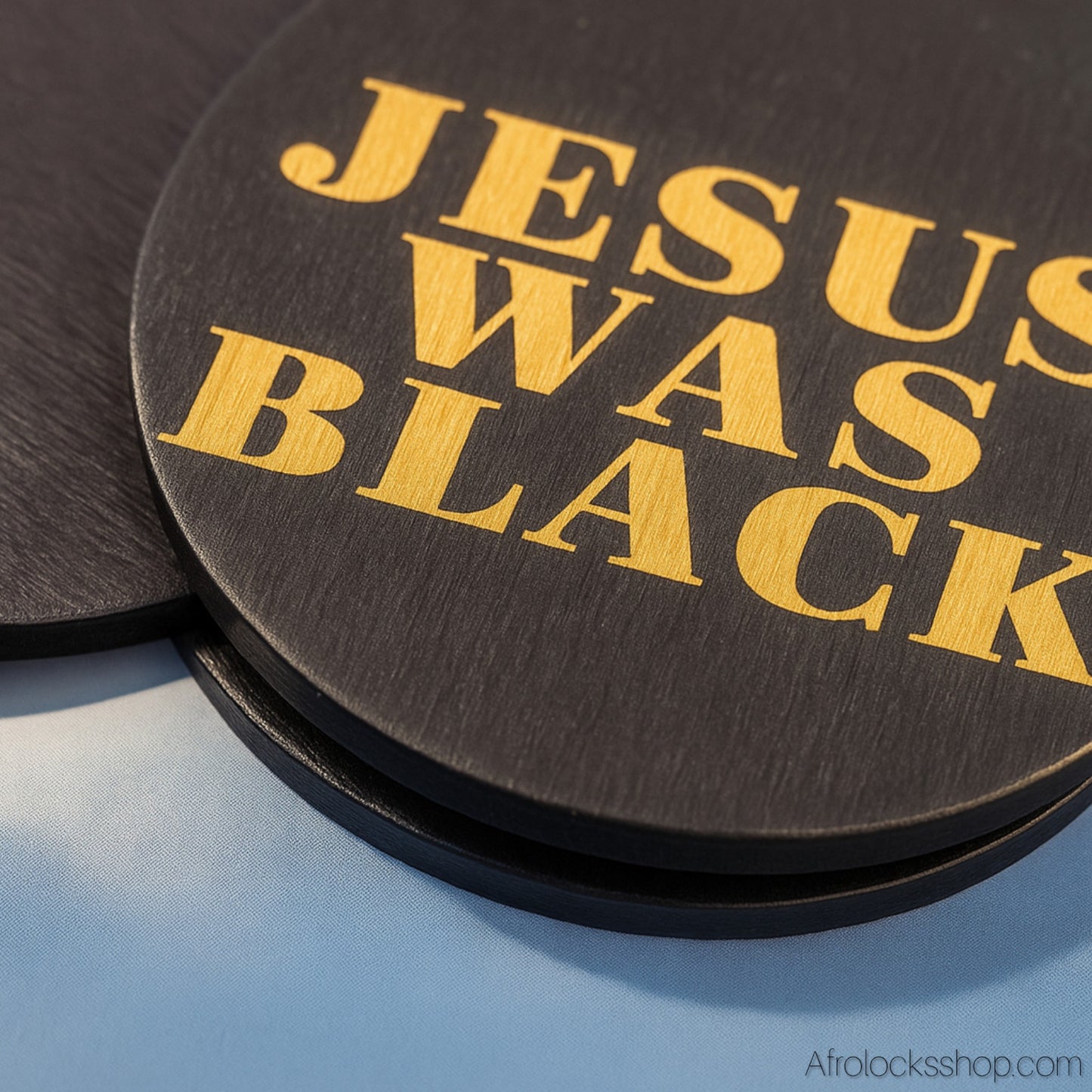 Boucles bois “Jesus Was Black” – 6 cm de diamètre - recto/verso