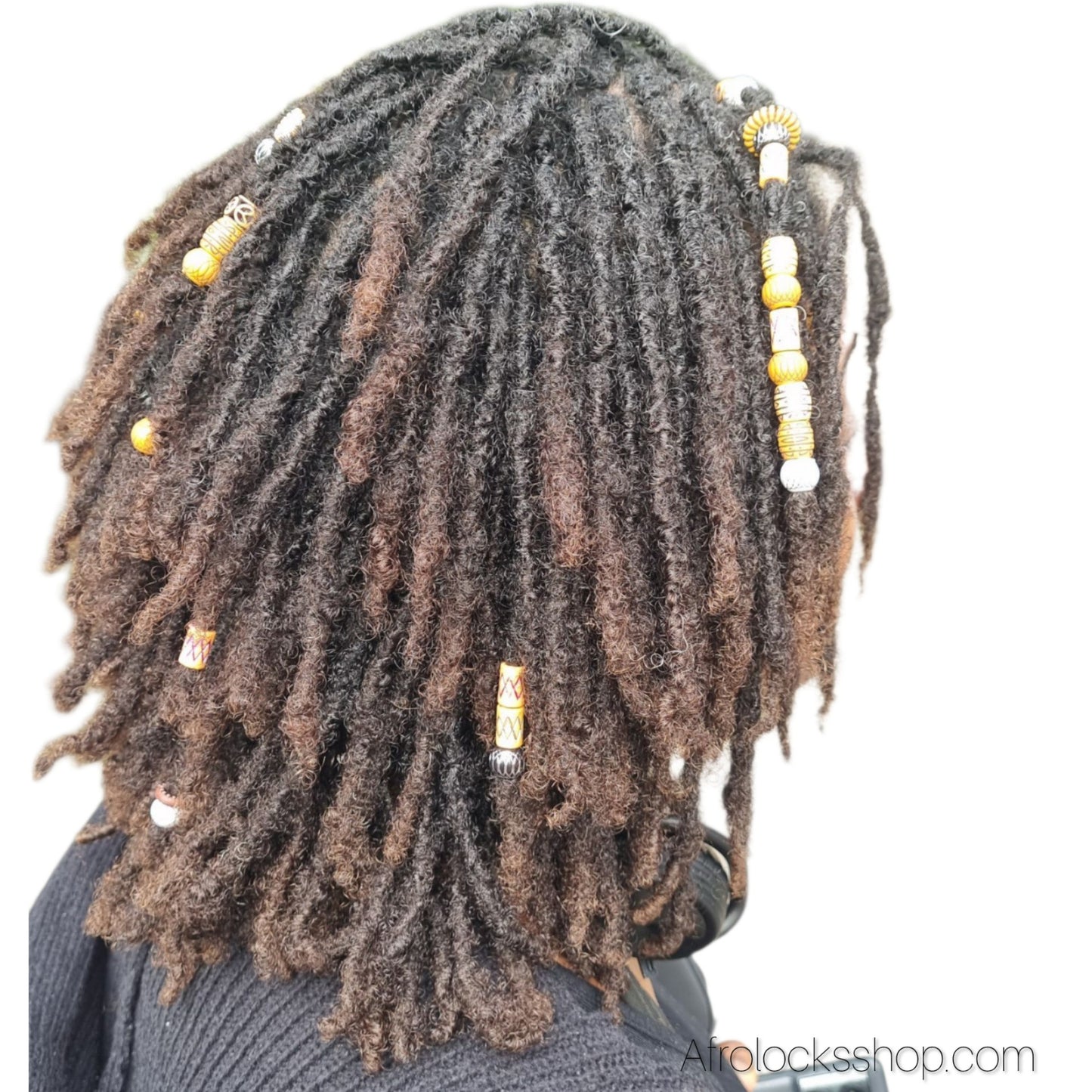 Perles cheveux imitation bois – Lot mix 50 (trous 4–8 mm) | Locks, braids & twists – acrylique léger 🌍