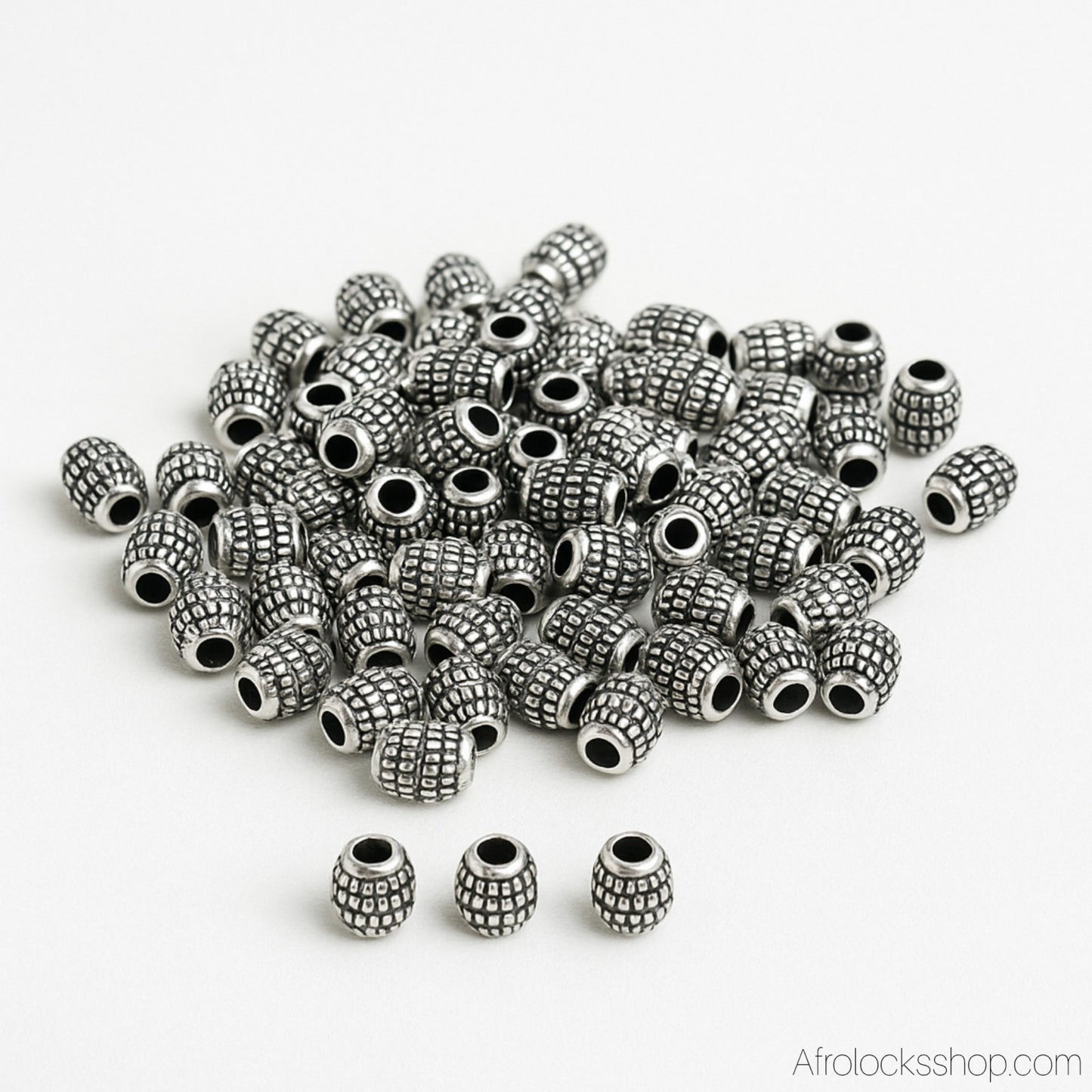 Lot 100 perles “argent tibétain” 6×5 mm – trou 3 mm – finition vieil argent – spécial microlocks