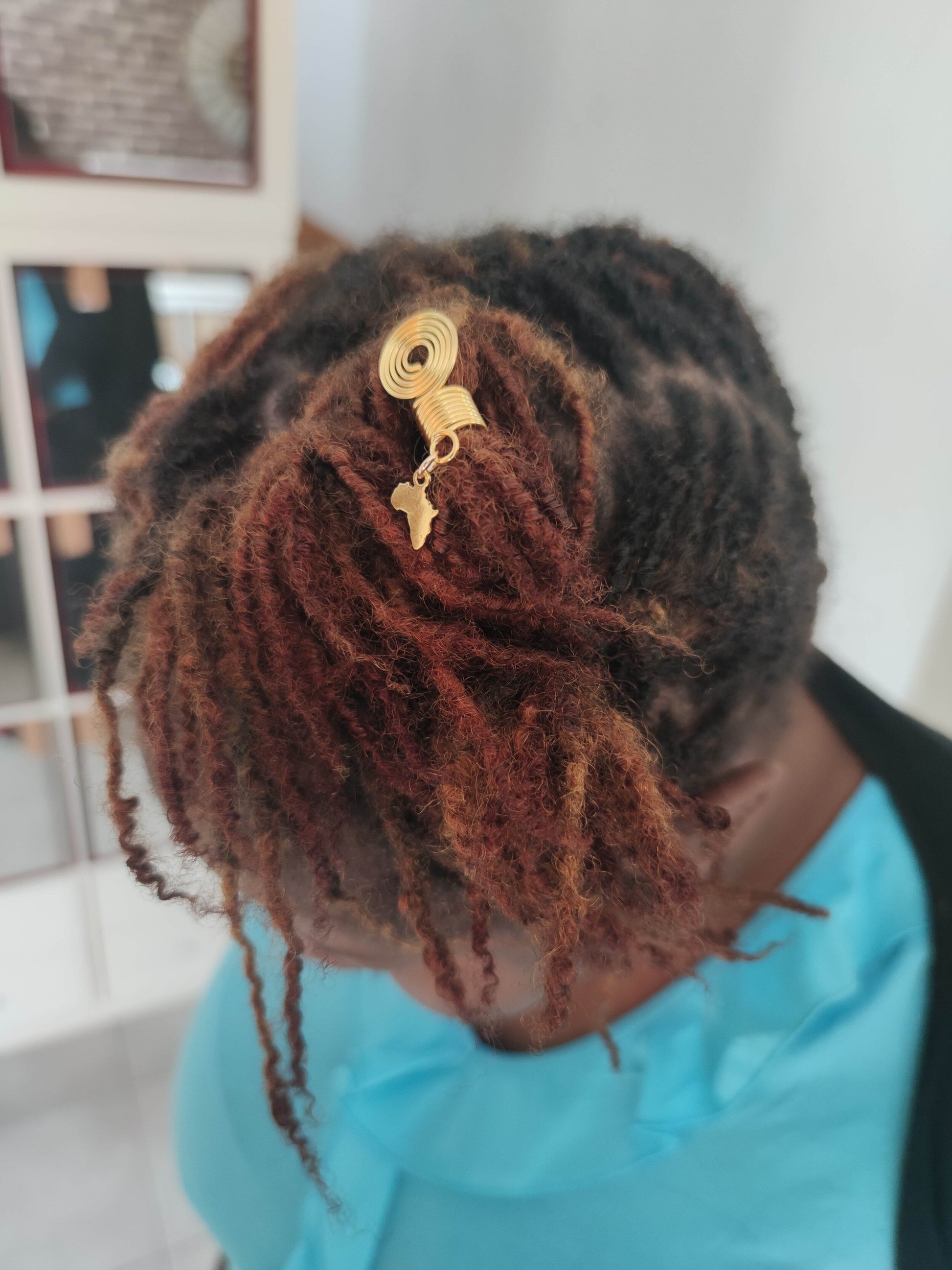 Spirale décoration carte Afrique dreadlocks tresses