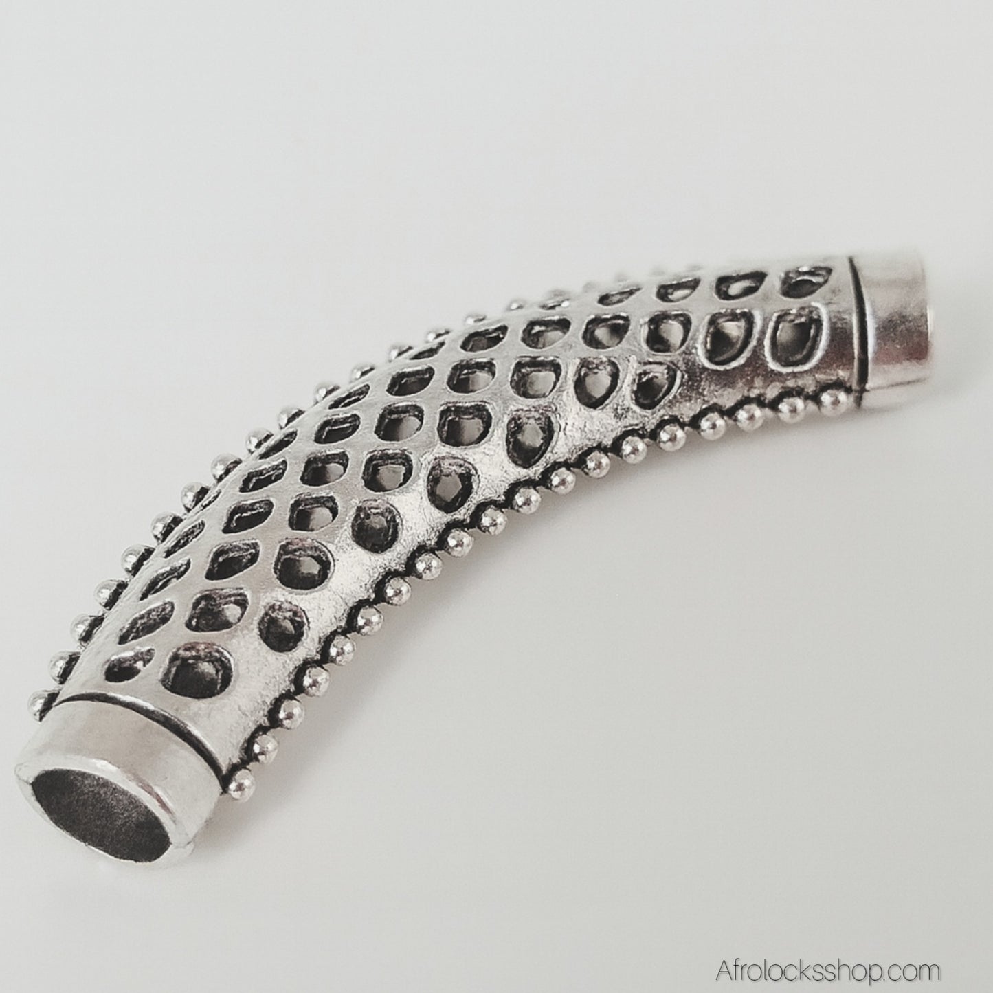 Perle de locks courbée 6,5 cm (trou 7 mm) – Finition argent vieilli