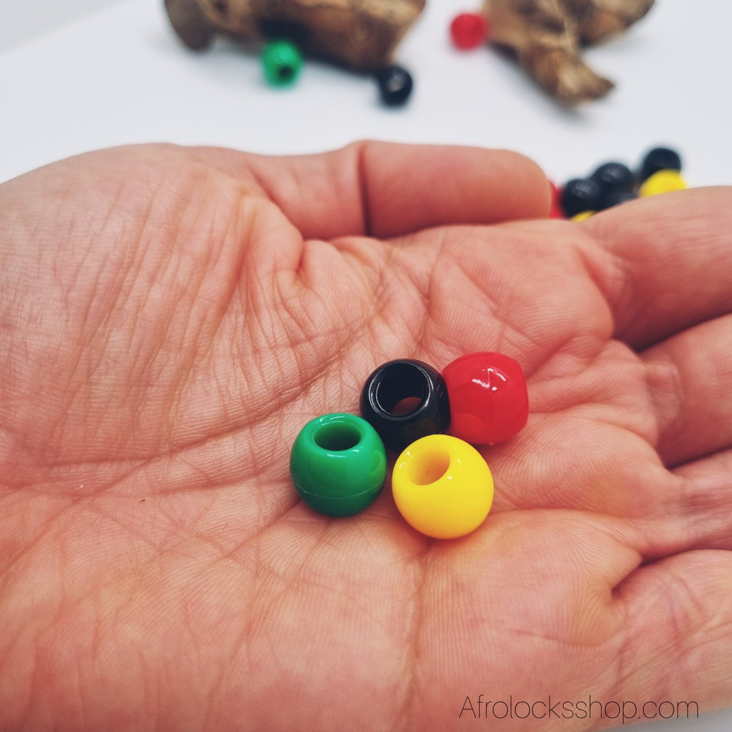 Lot de perles Rasta 40 g – Petites (~130 pcs) ou Grandes (~40 pcs)