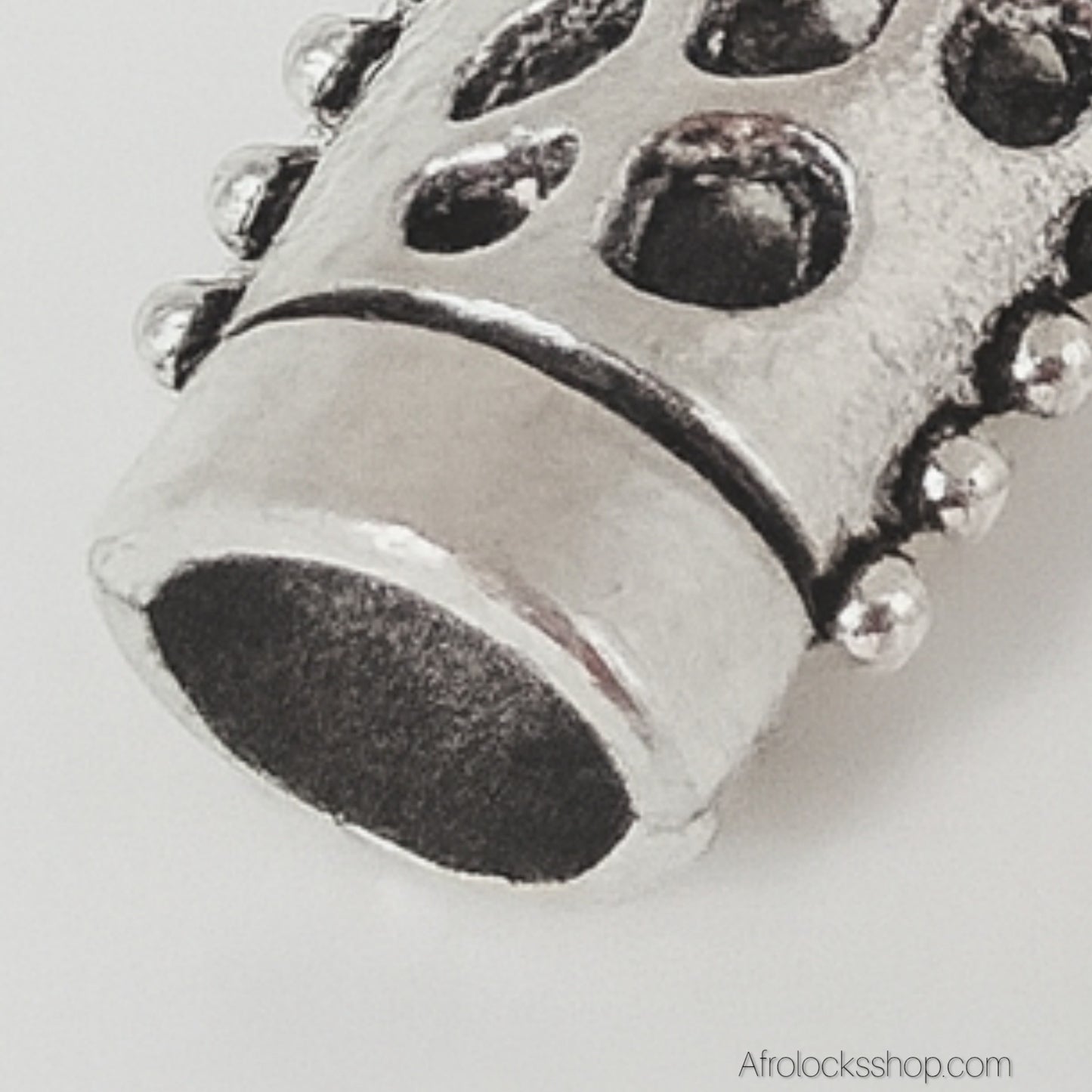 Perle de locks courbée 6,5 cm (trou 7 mm) – Finition argent vieilli