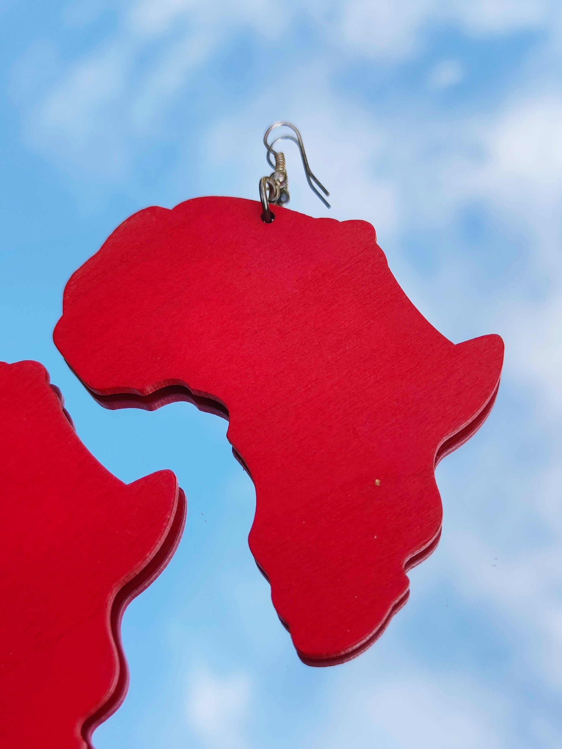 Grandes boucles d'oreilles en bois rouge Afrique continent africain bijou afrocentrique