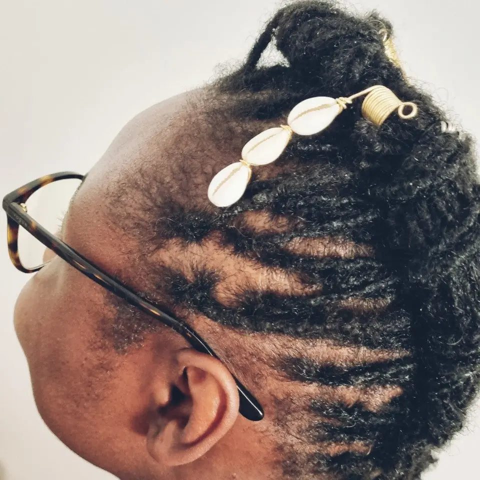bijoux-locks-spirale-pendentif-cauris - Afro Locks Shop