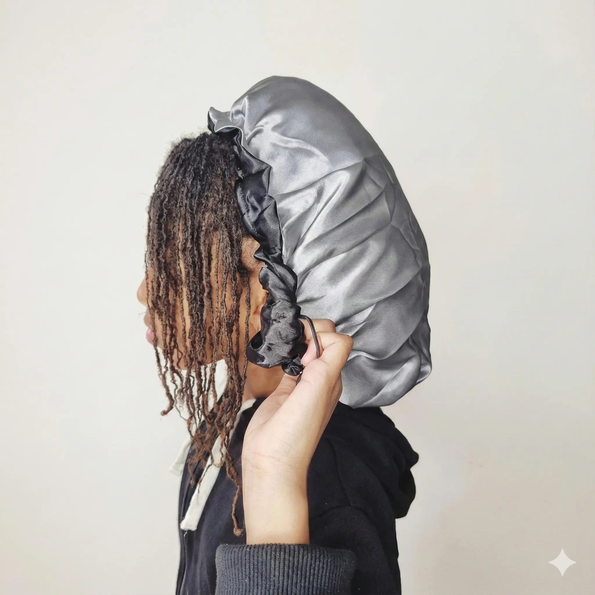 bonnet-satin-reversible-ajustable-noir - Afro Locks Shop