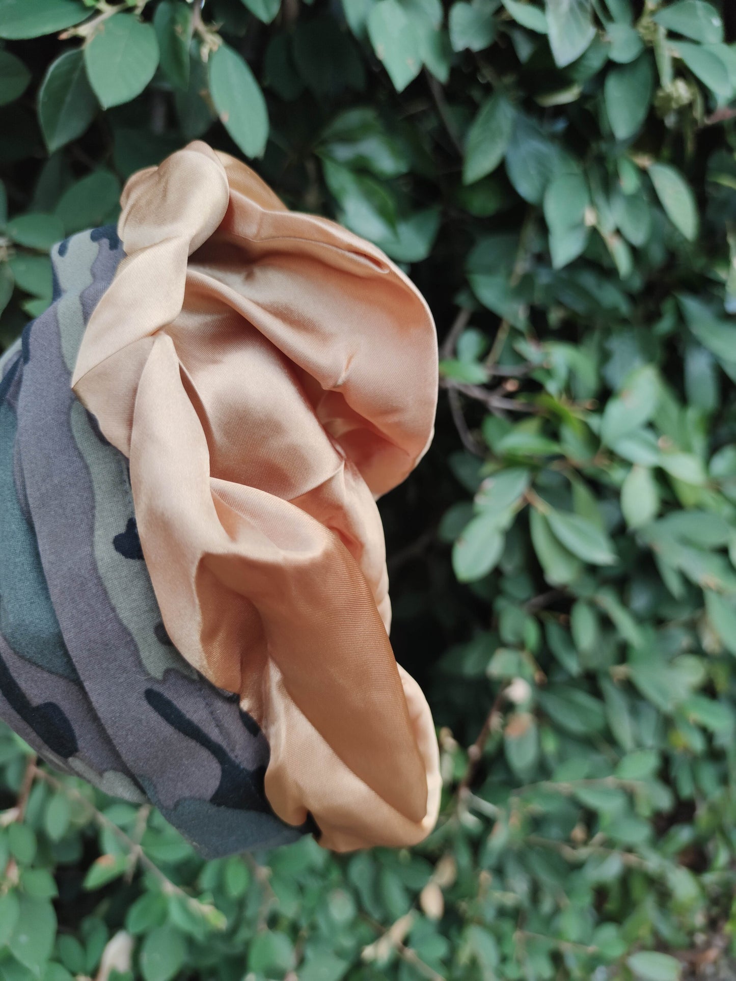 Bonnet camouflage doublure satin