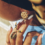 boucles-oreilles-cauris-motif-leopard - Afro Locks Shop